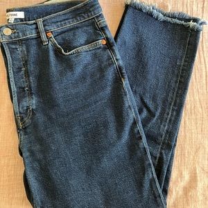 Re/Done Comfort Stretch High Rise Stove Pipe Dark Rinse Jeans, size 32